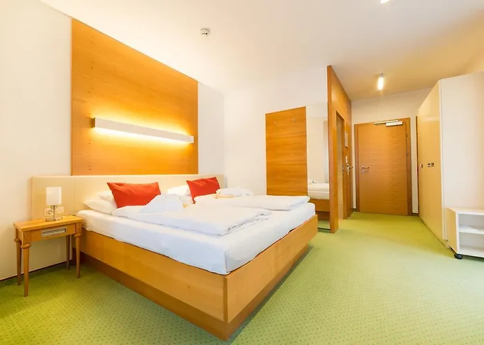 Vitalzeit Weber מלון 4*